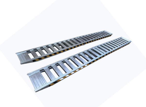 1-Tonne 4m x 450mm Folding  Aluminium Loading Ramps